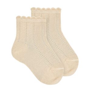 גרב קלאסית אלגנטית